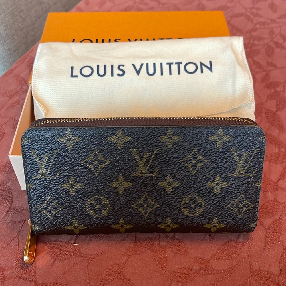 Louis Vuitton zippy wallet rose ballerina